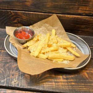 Картофель фри с пармезаном